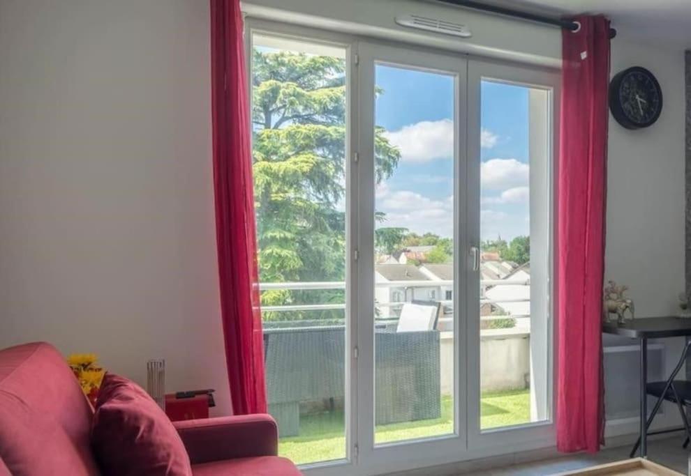 Apartamento Le Square Des Sapins Orléans Exterior foto