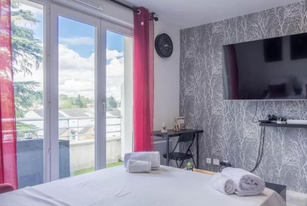 Apartamento Le Square Des Sapins Orléans Exterior foto